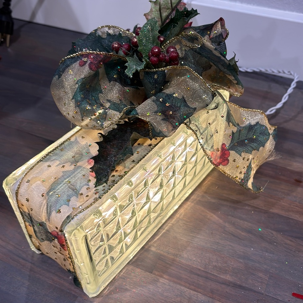 Festive Red and Green Ivy Holiday Gift Box with Lights